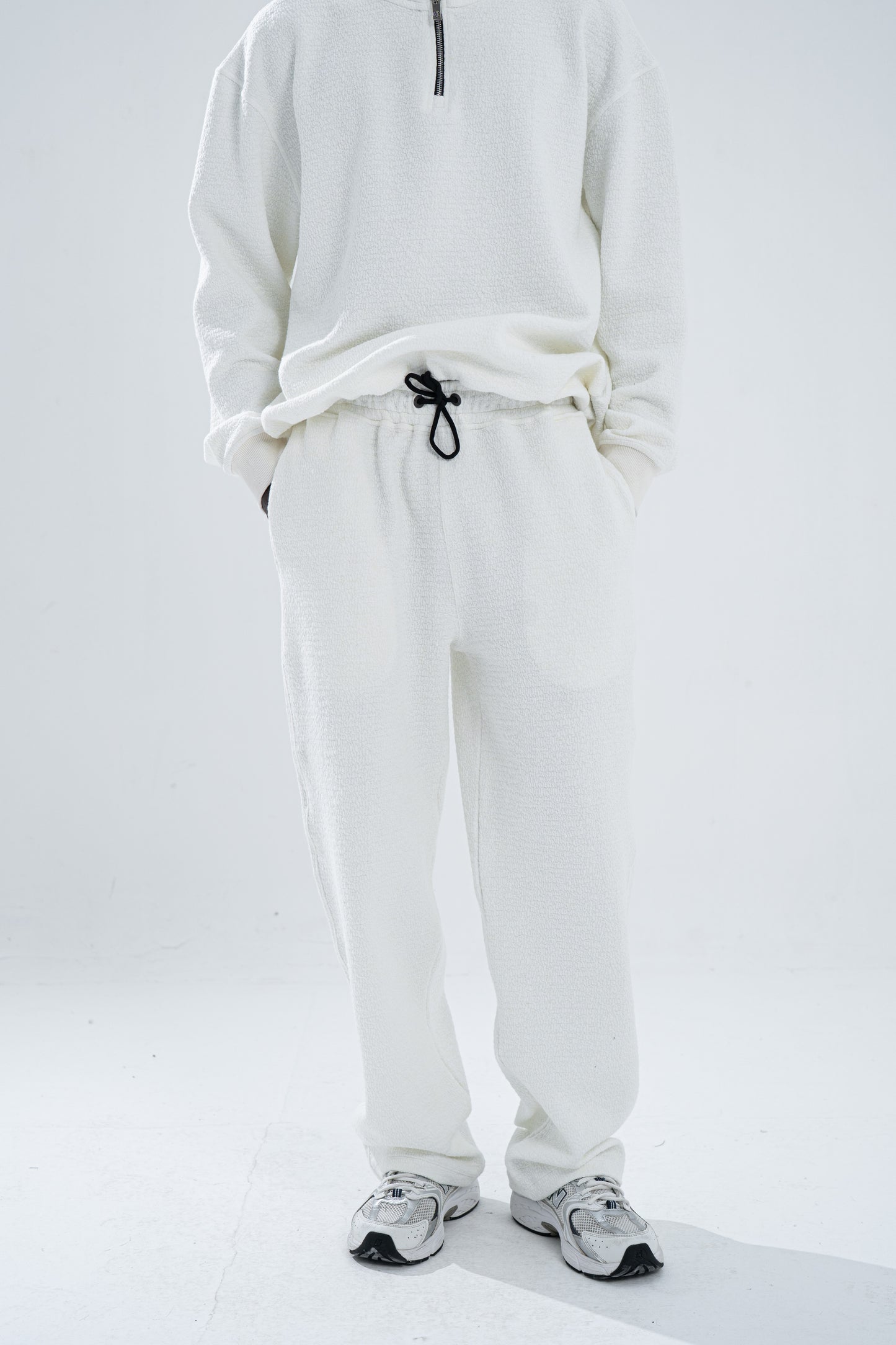 Off-White Cloudy Set